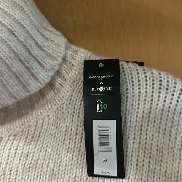 Banana Republic Factory Women’s Oversized Turtleneck Sweater New Tan Medium - Picture 8 of 14